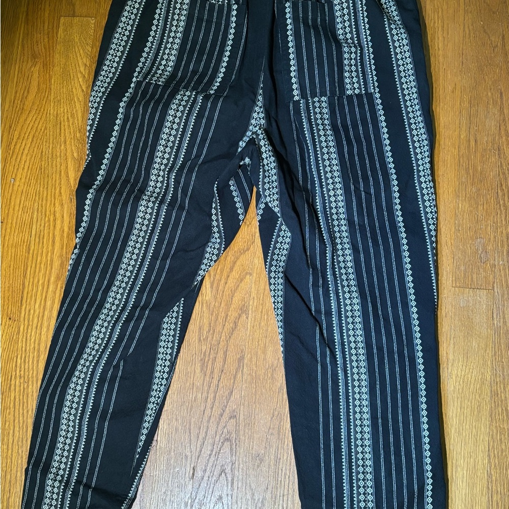 Anthropologie Women’s M Black and White Embroidered Striped Cropped Casual Pants - Picture 6 of 7